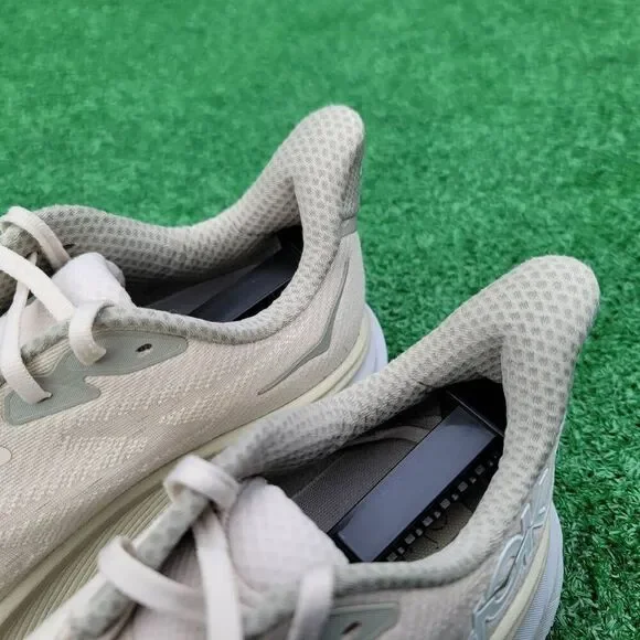 Hoka One One Clifton 9 - Men's running shoes - Size 10D - Picture 6 of 11